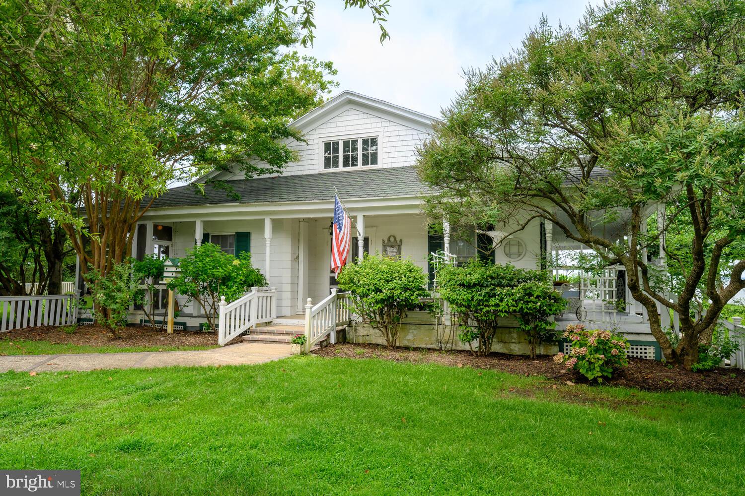 9998 WADES FARM LANE
