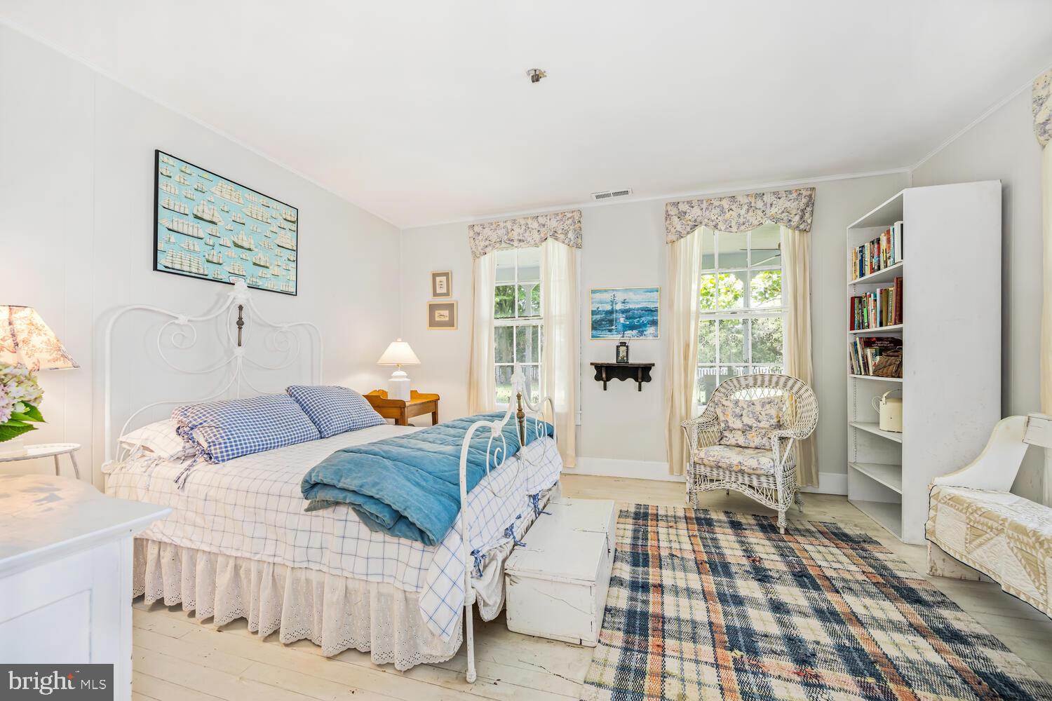 9998 WADES FARM LANE