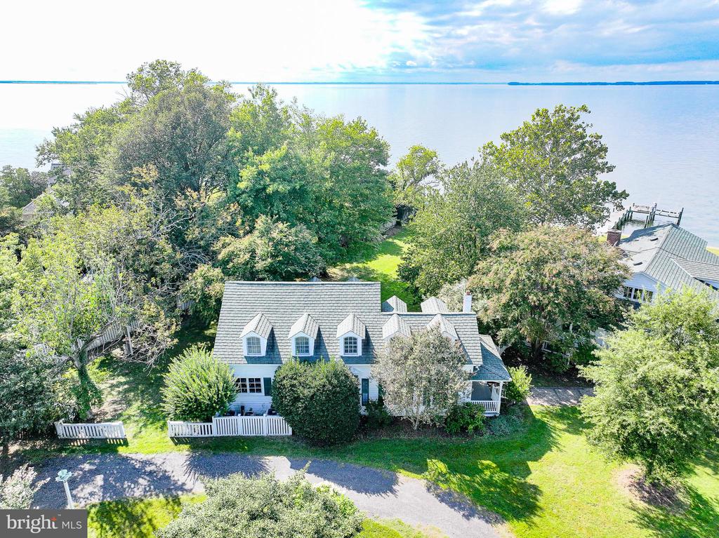 9998 WADES FARM LANE