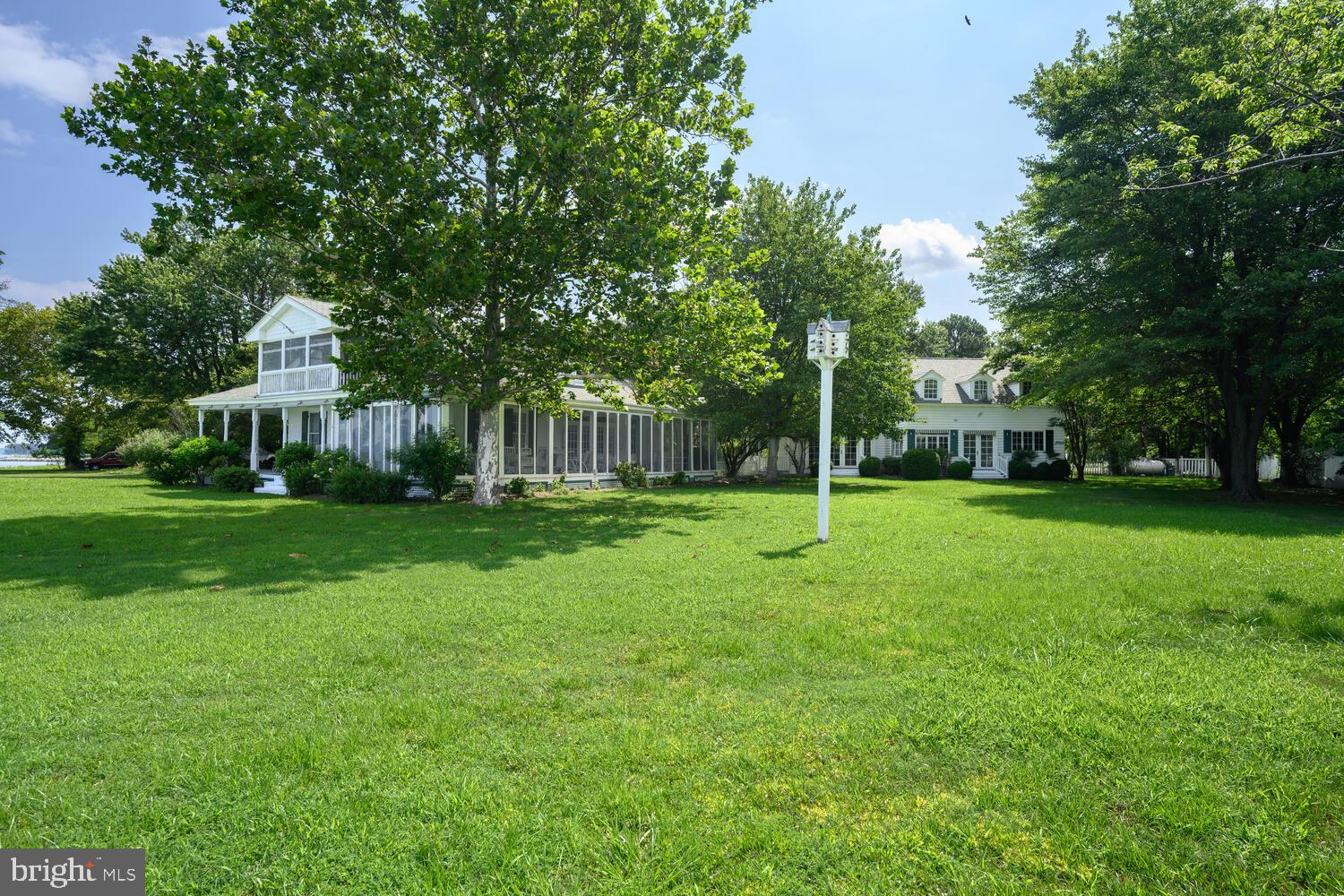 9998 WADES FARM LANE