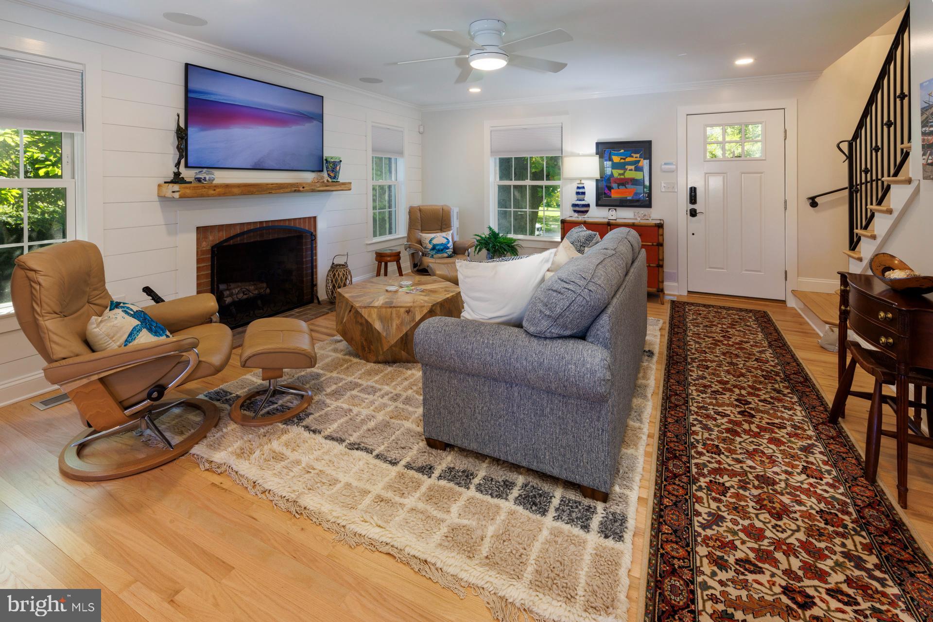 295 BAY STREET D 4