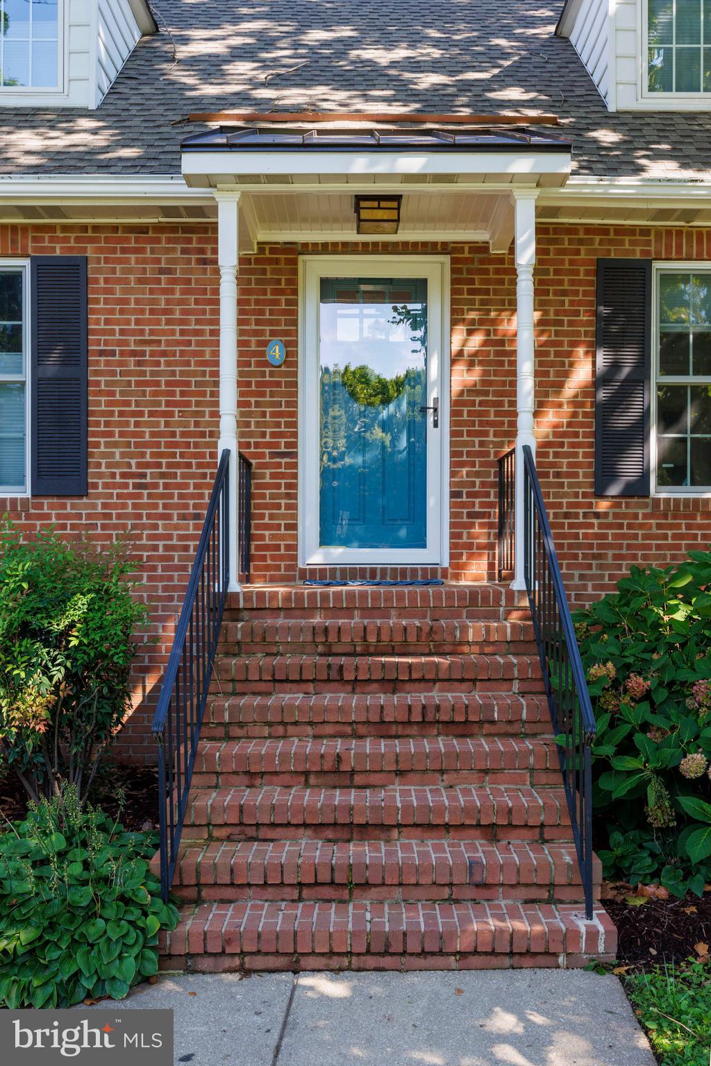 295 BAY STREET D 4