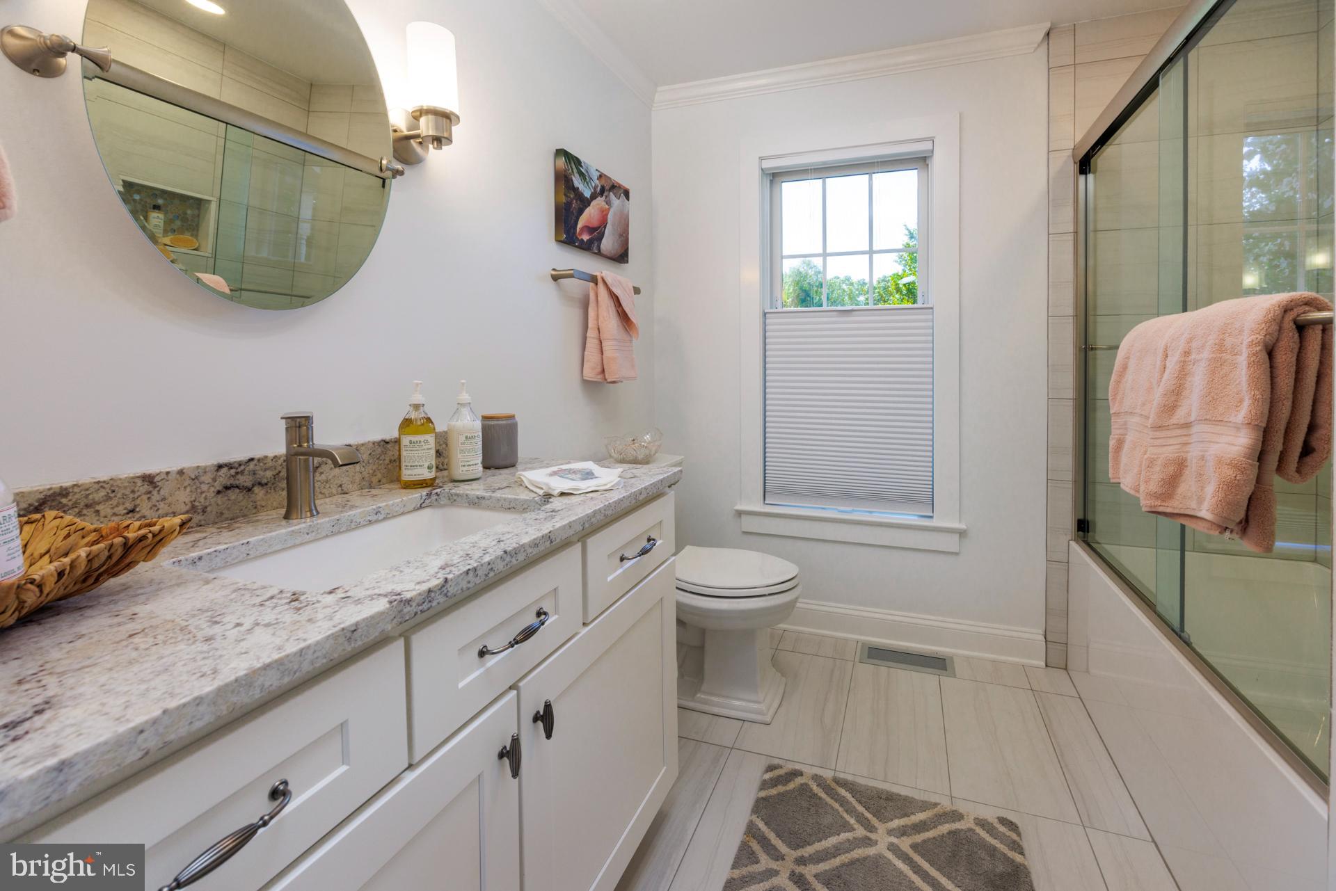 295 BAY STREET D 4