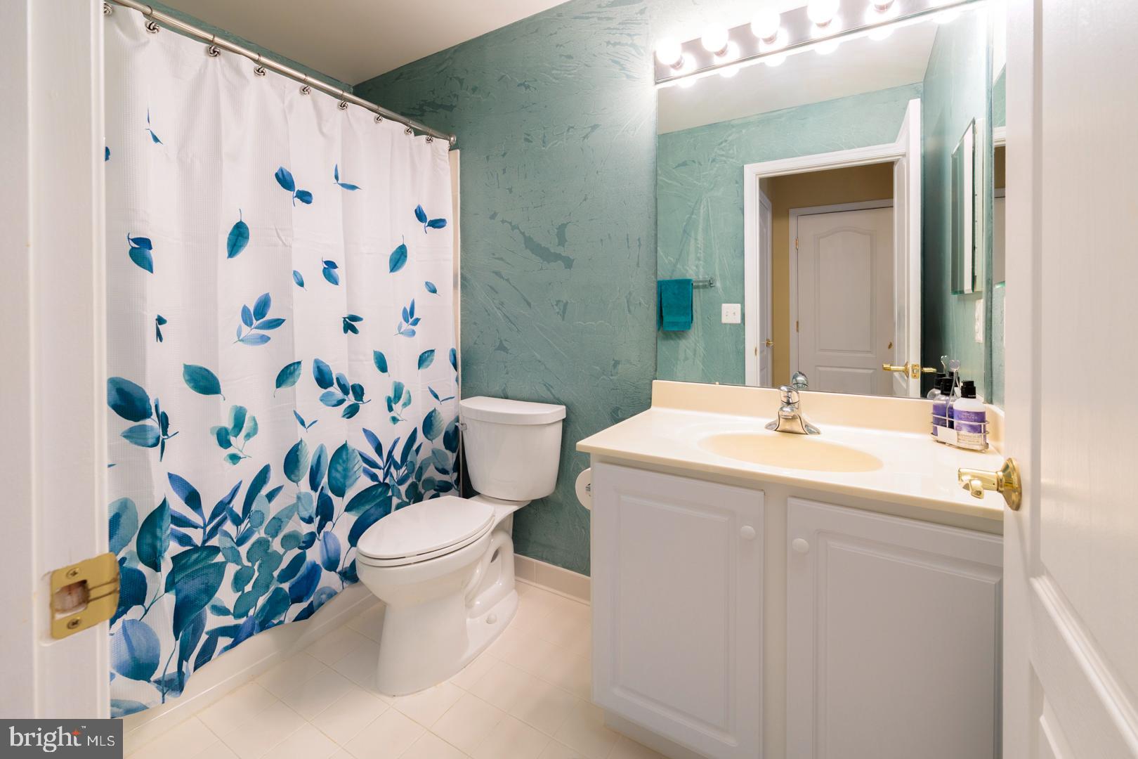 29768 HILLARY AVENUE