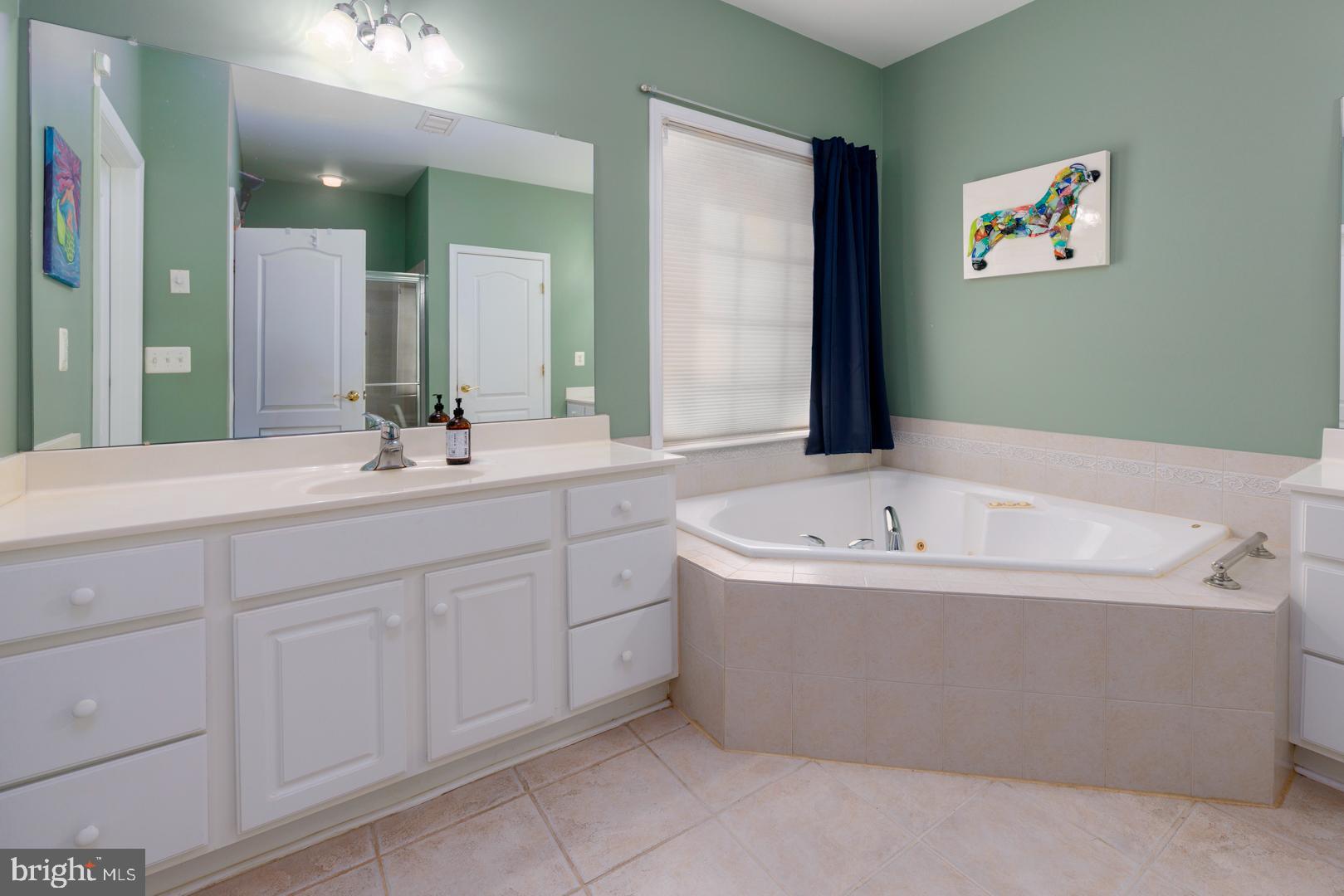 29768 HILLARY AVENUE