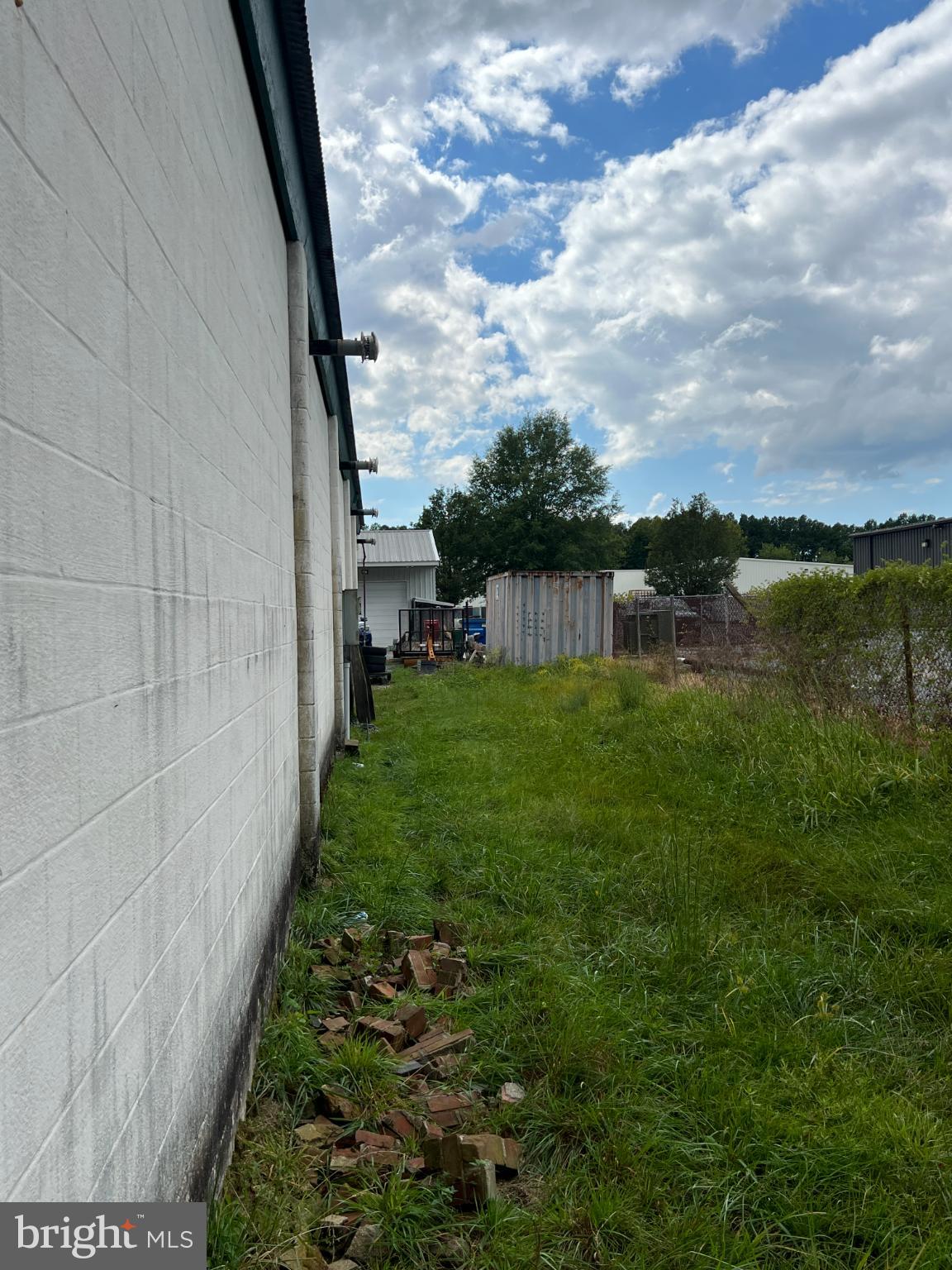 7923 INDUSTRIAL PARK ROAD