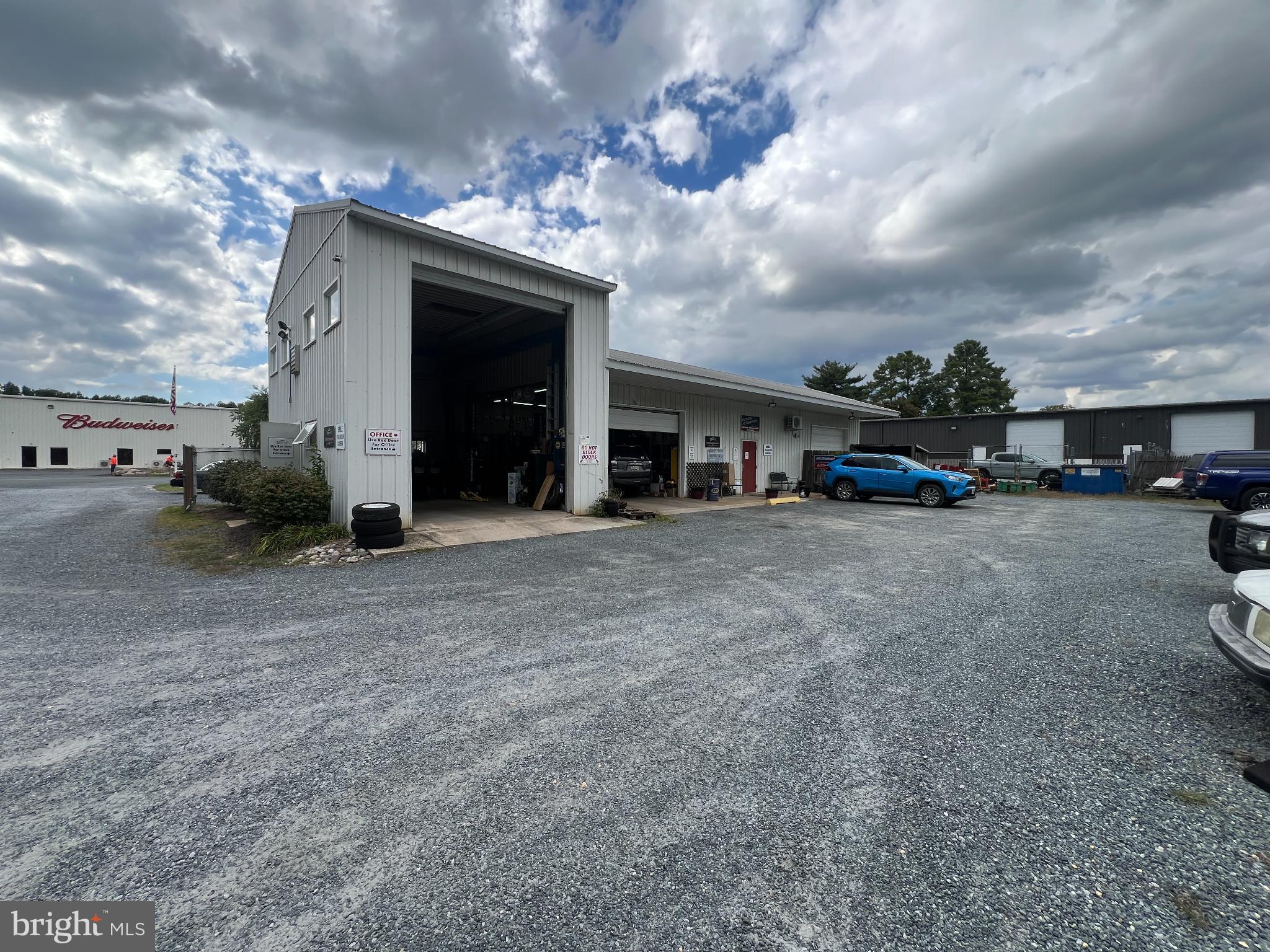 7923 INDUSTRIAL PARK ROAD