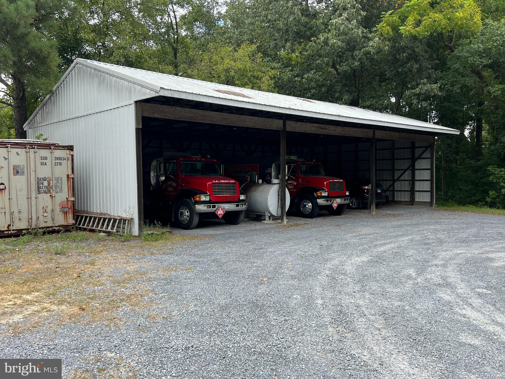 7923 INDUSTRIAL PARK ROAD