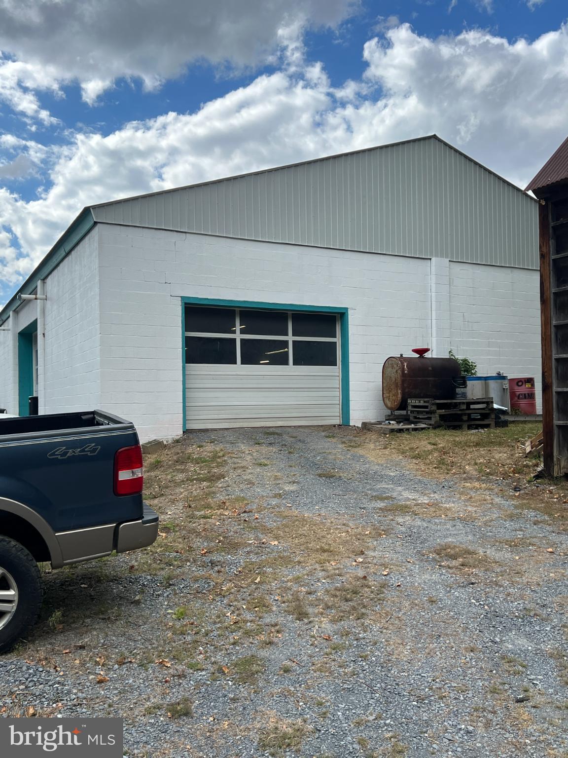 7923 INDUSTRIAL PARK ROAD