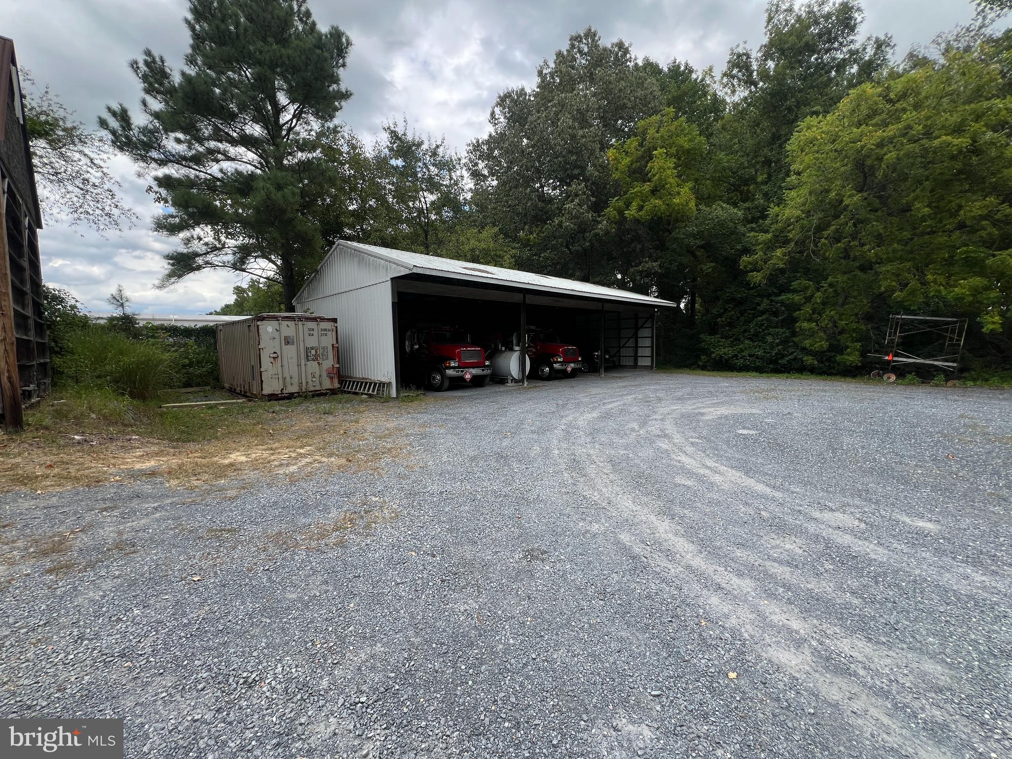 7923 INDUSTRIAL PARK ROAD