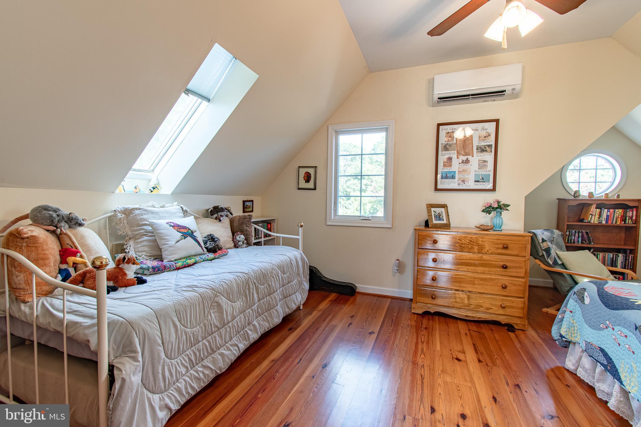 6271 NEAVITT MANOR ROAD