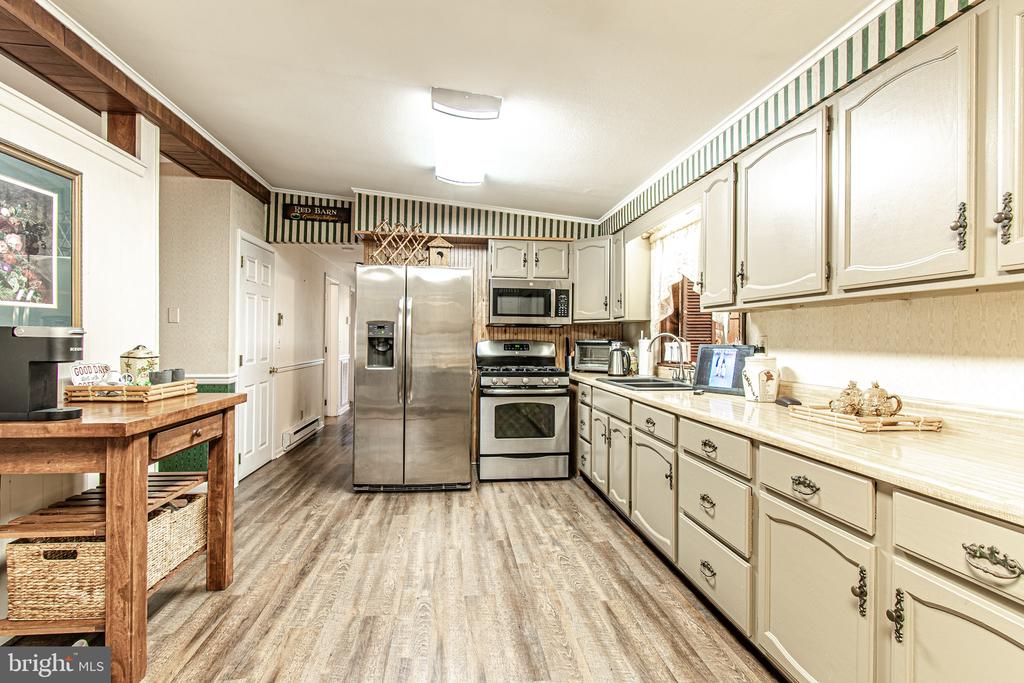 27240 HAYWARD TRAIL
