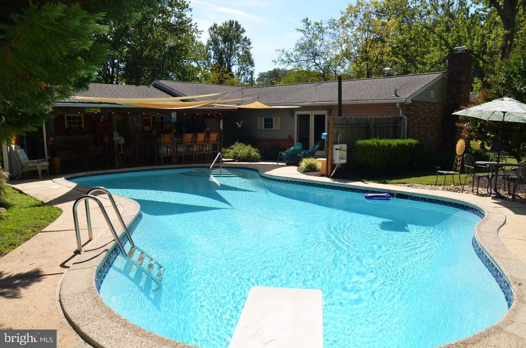 27240 HAYWARD TRAIL