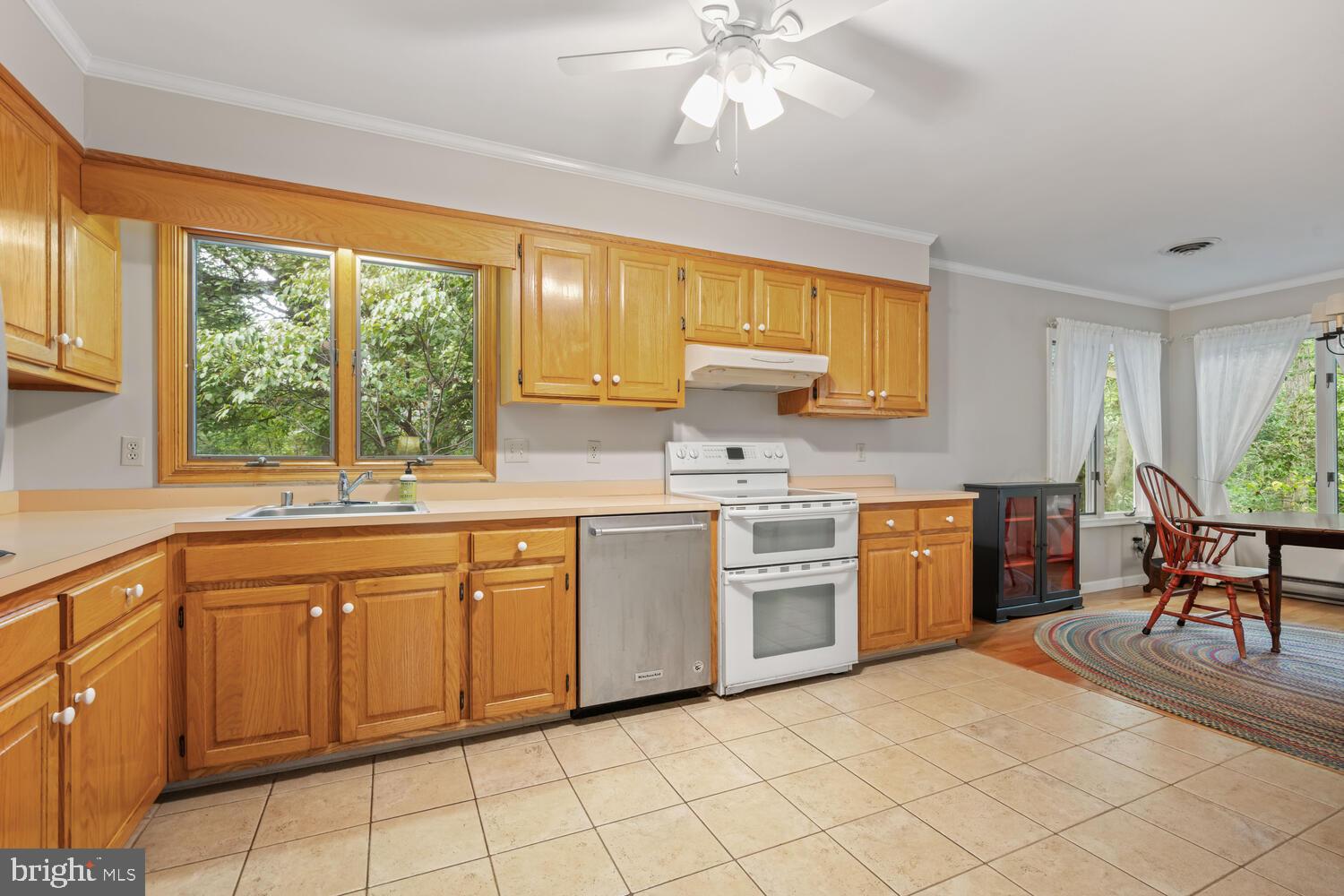 9059 HIGH BANKS DRIVE