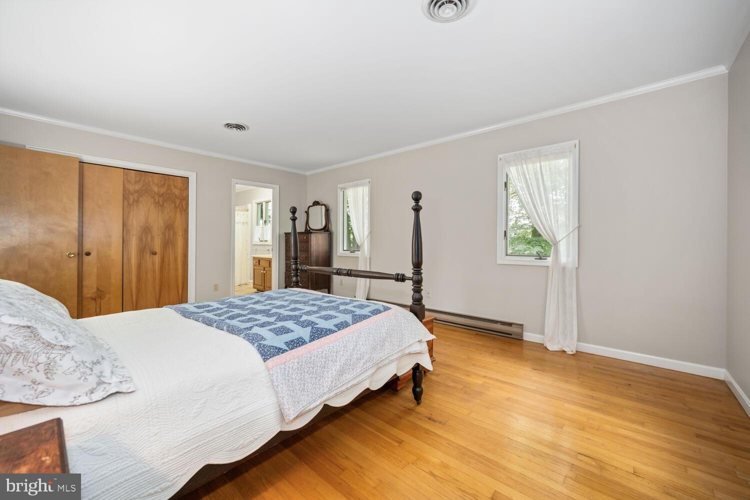 9059 HIGH BANKS DRIVE