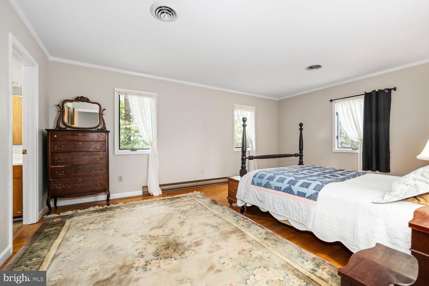 9059 HIGH BANKS DRIVE