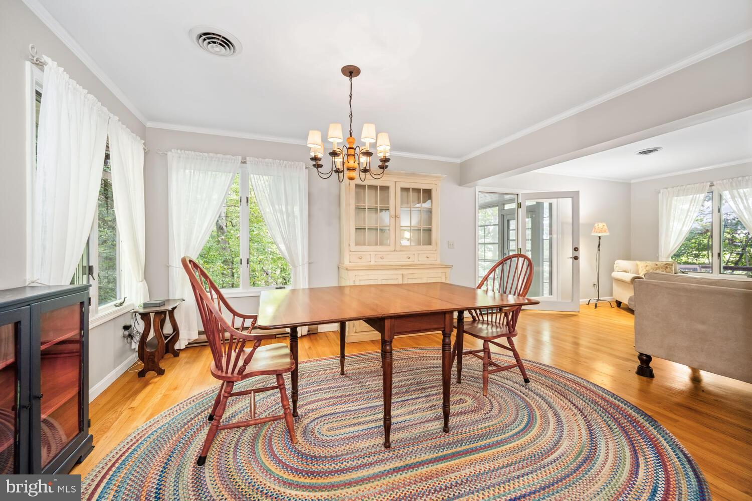 9059 HIGH BANKS DRIVE