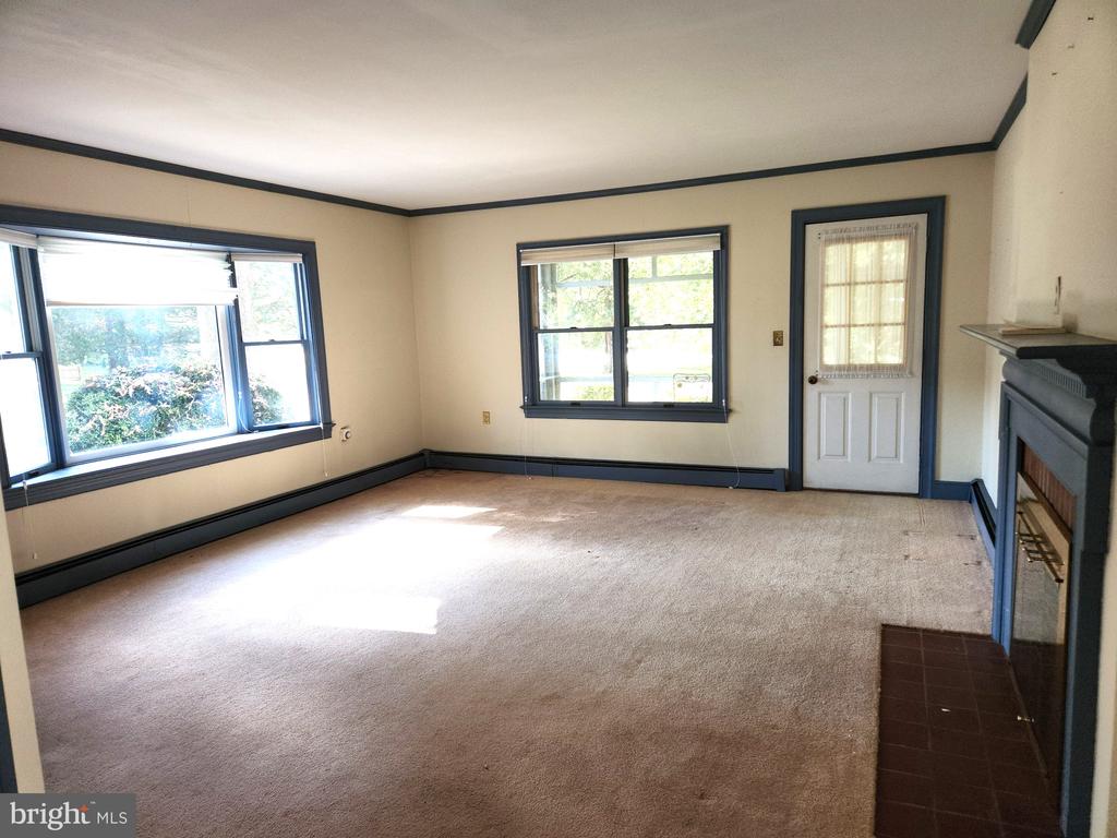 28538 EDGEMERE ROAD
