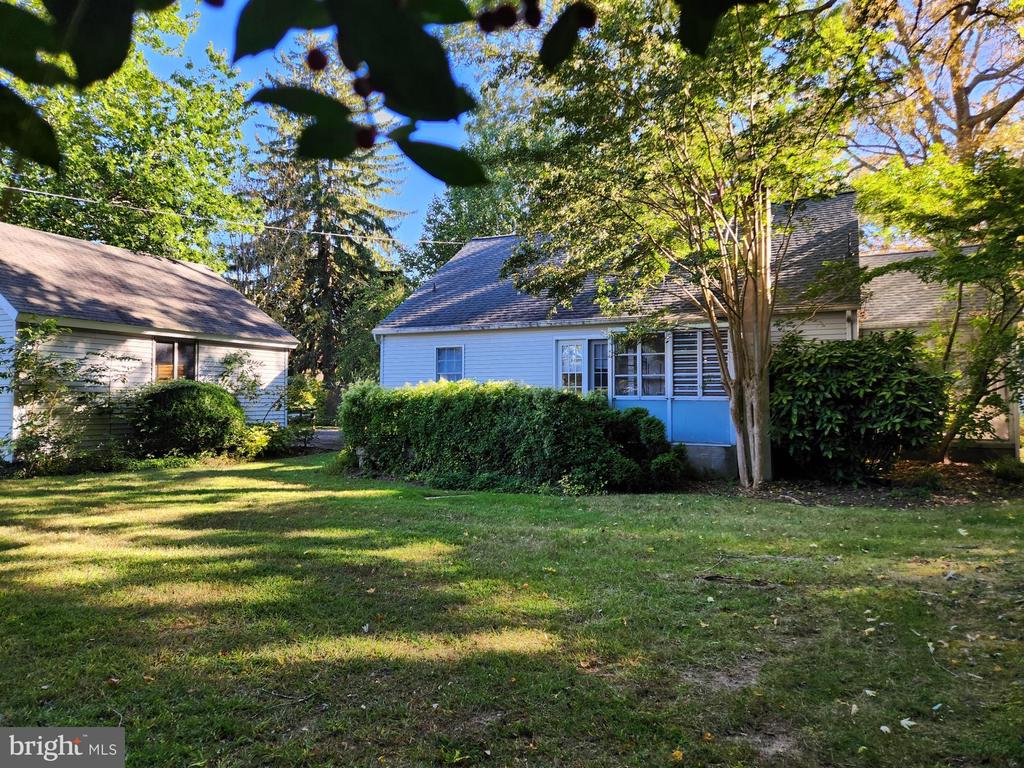 28538 EDGEMERE ROAD