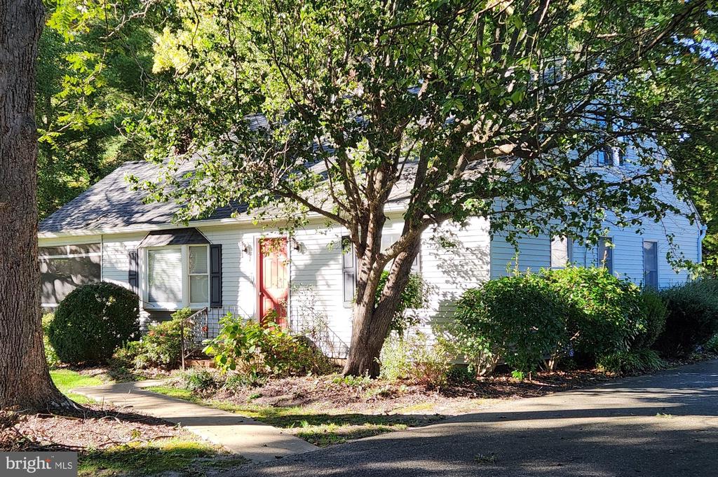 28538 EDGEMERE ROAD
