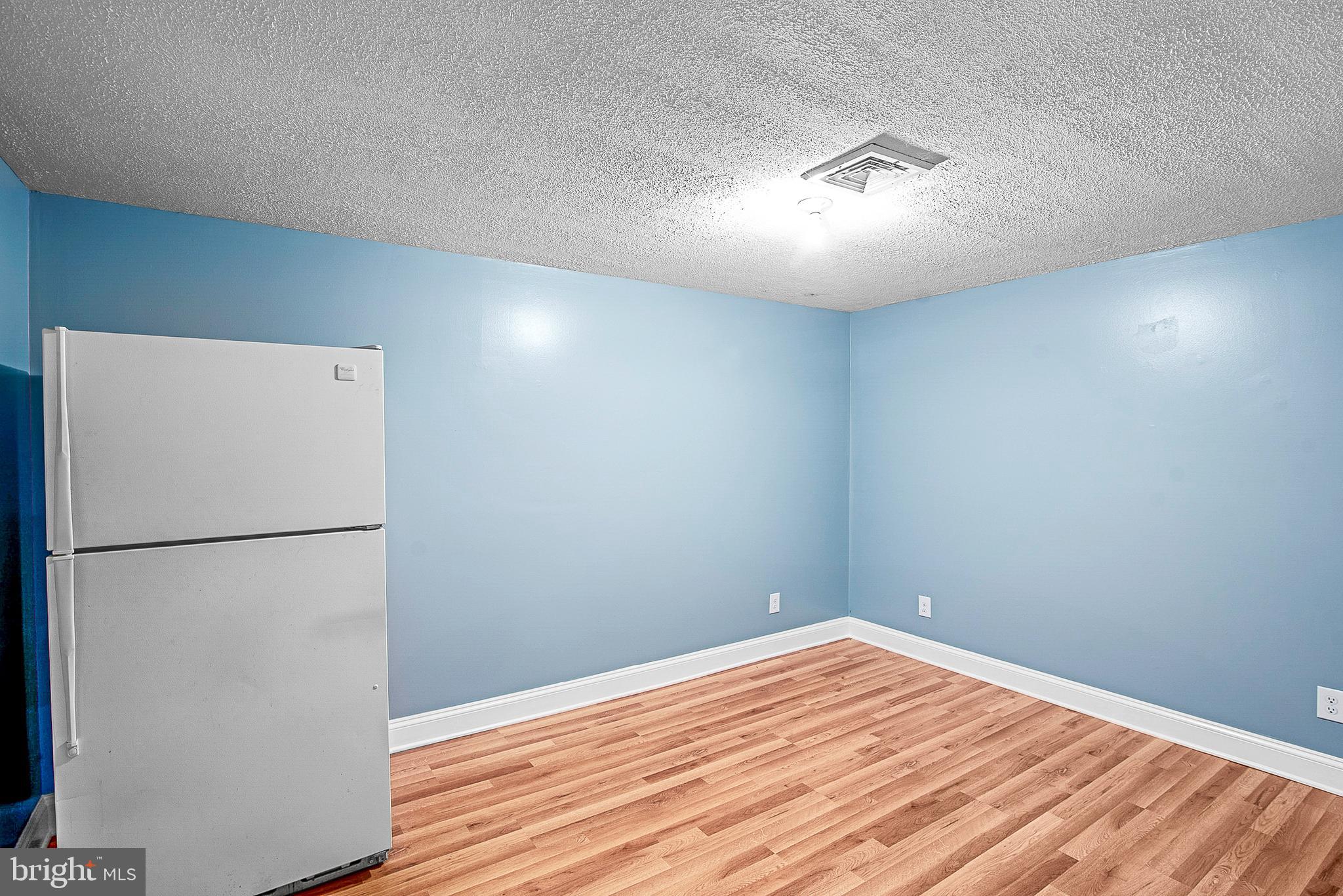 9134 HONEYSUCKLE DRIVE