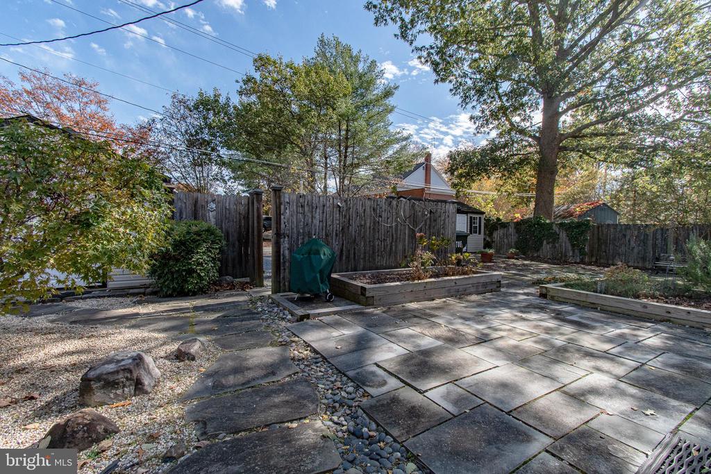 224 WYE AVENUE
