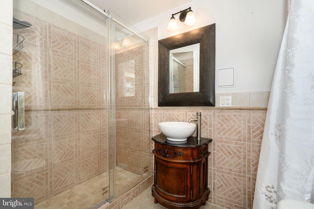 2669 OCEAN GATEWAY