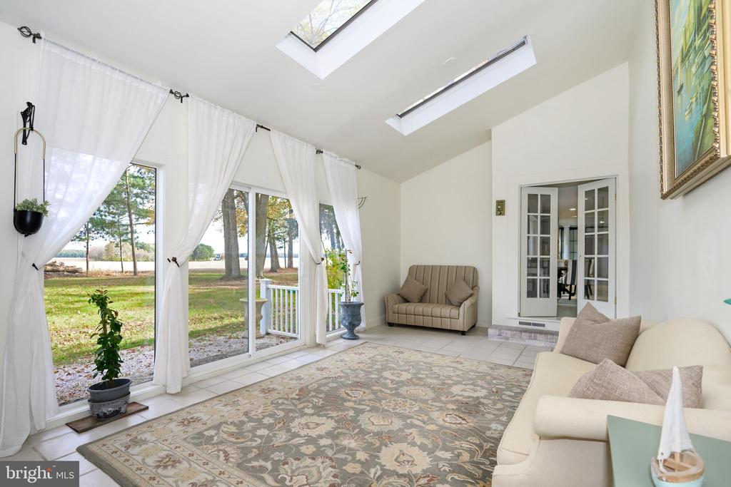 2669 OCEAN GATEWAY