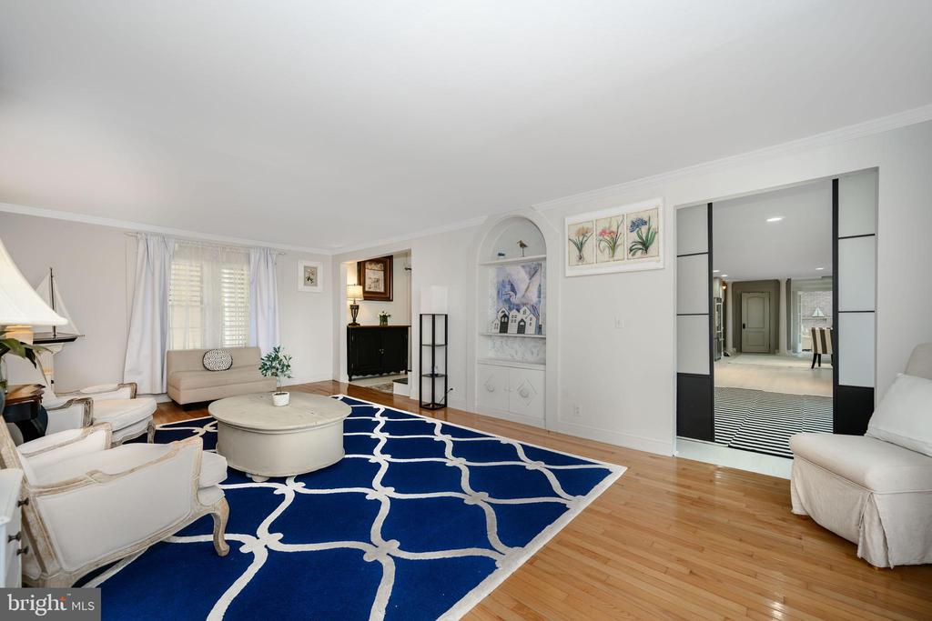 2669 OCEAN GATEWAY