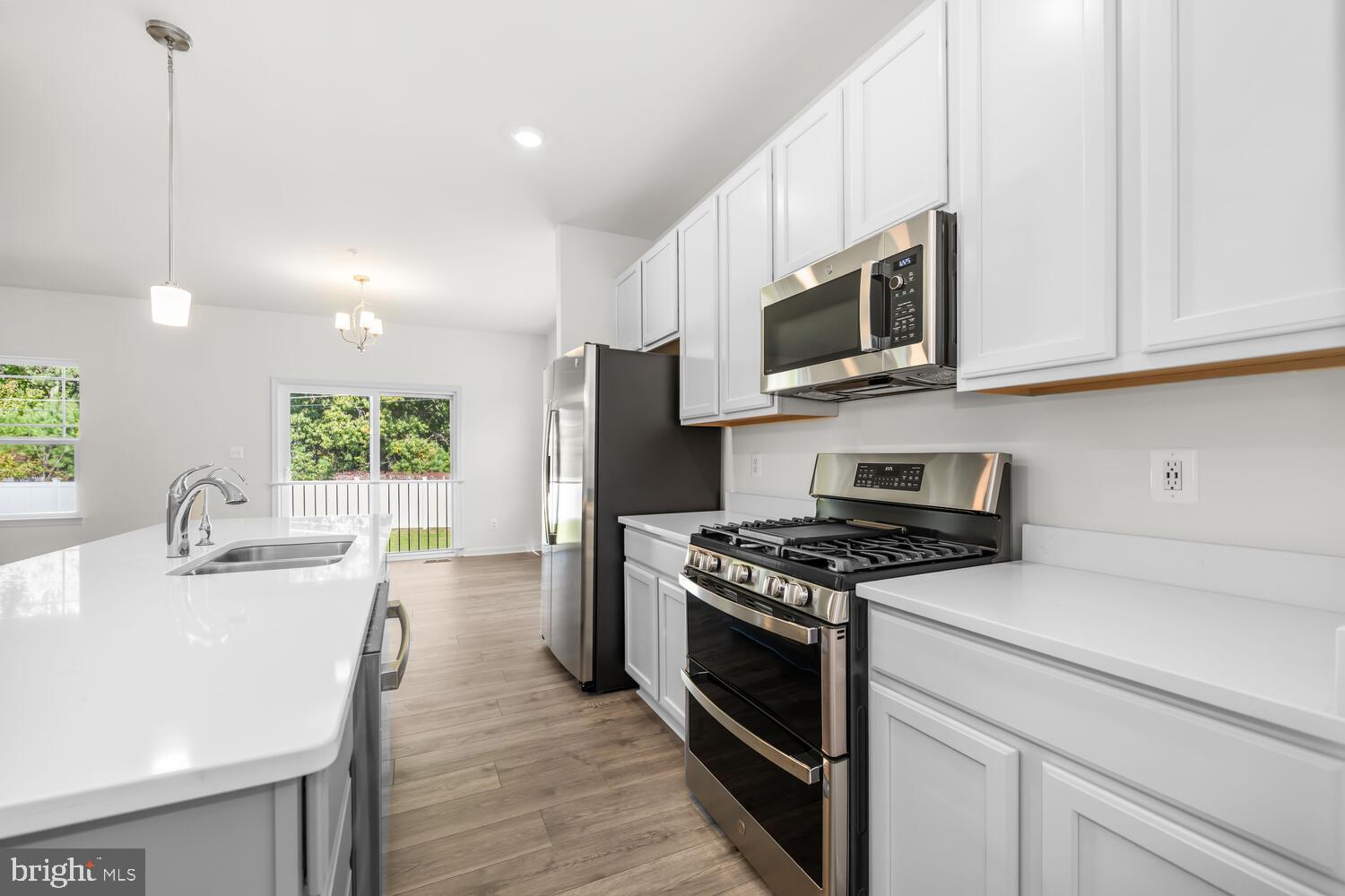 5648 TRAFALGAR CIRCLE