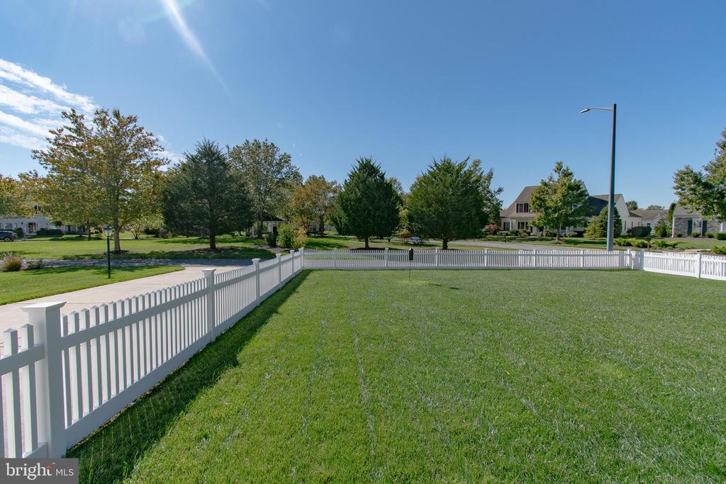 7374 MICHAEL AVENUE