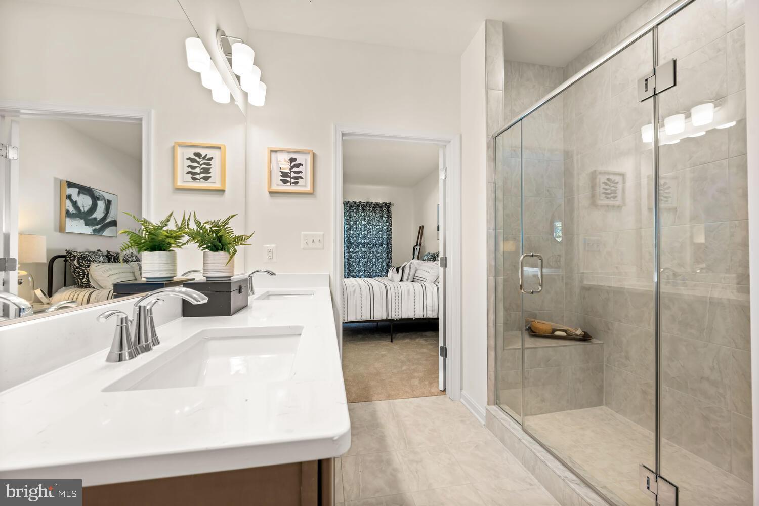 5654 TRAFALGAR CIRCLE