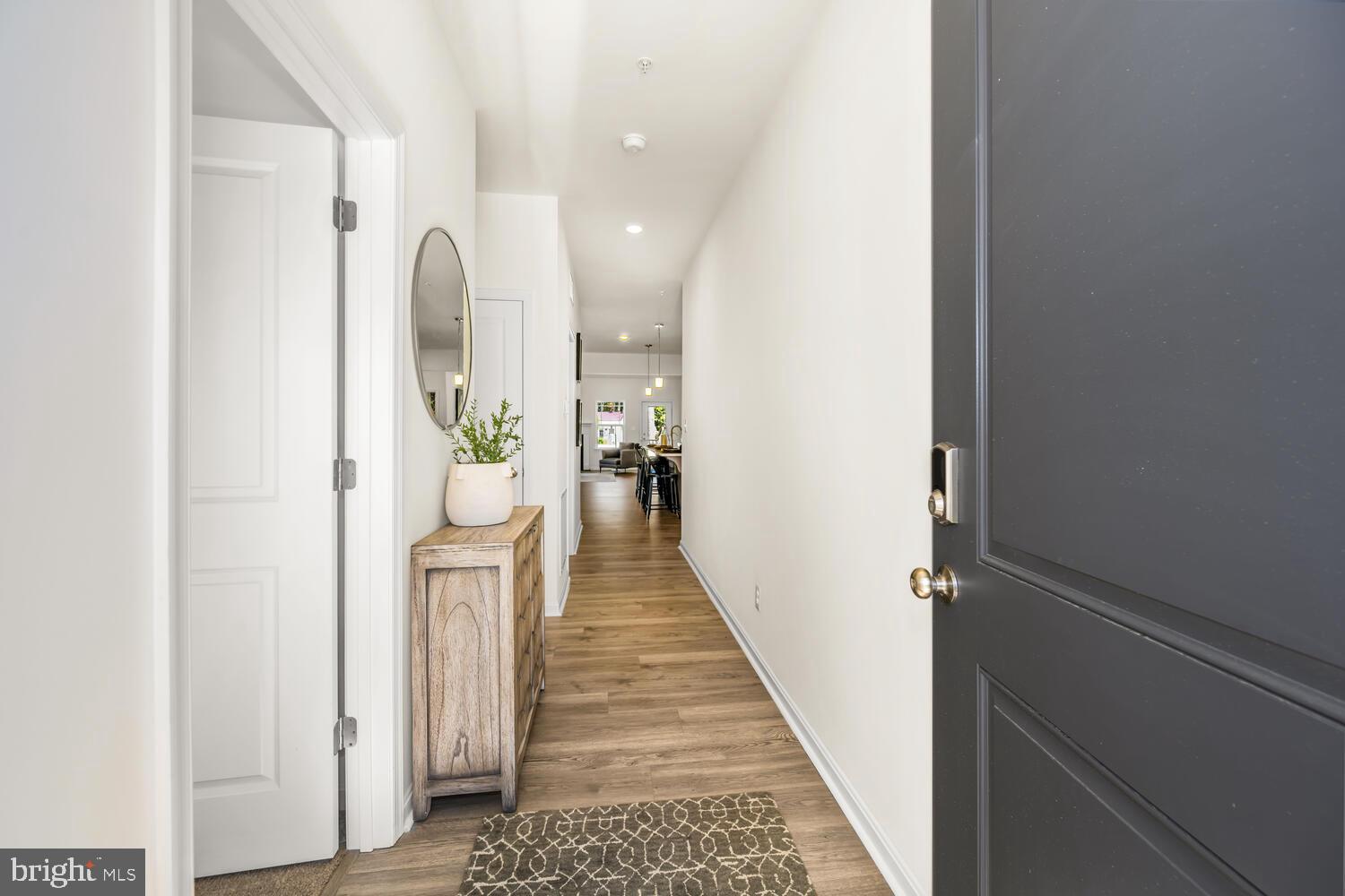 5654 TRAFALGAR CIRCLE