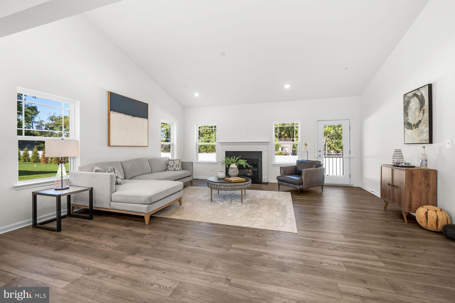 5654 TRAFALGAR CIRCLE