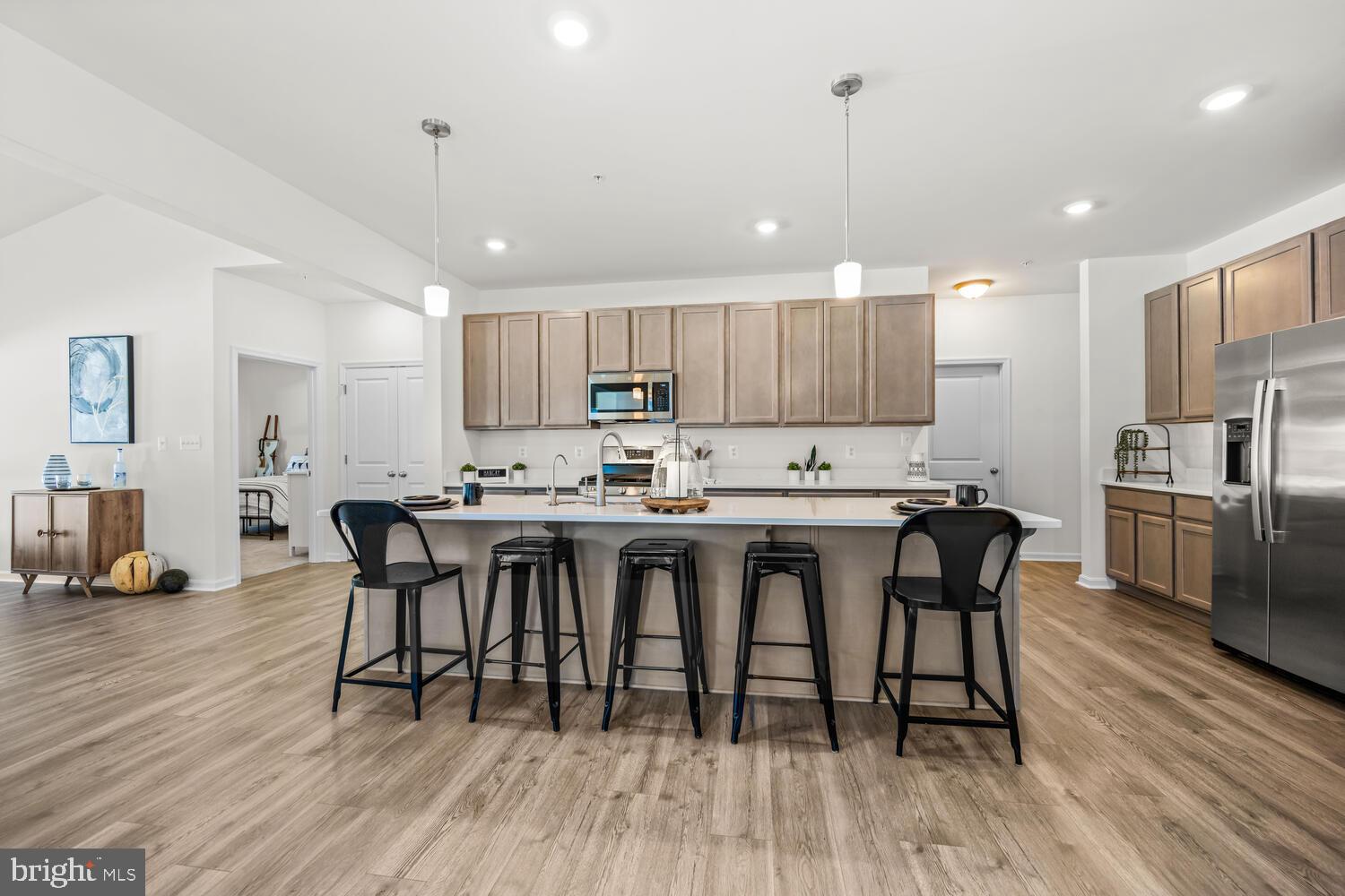 5654 TRAFALGAR CIRCLE