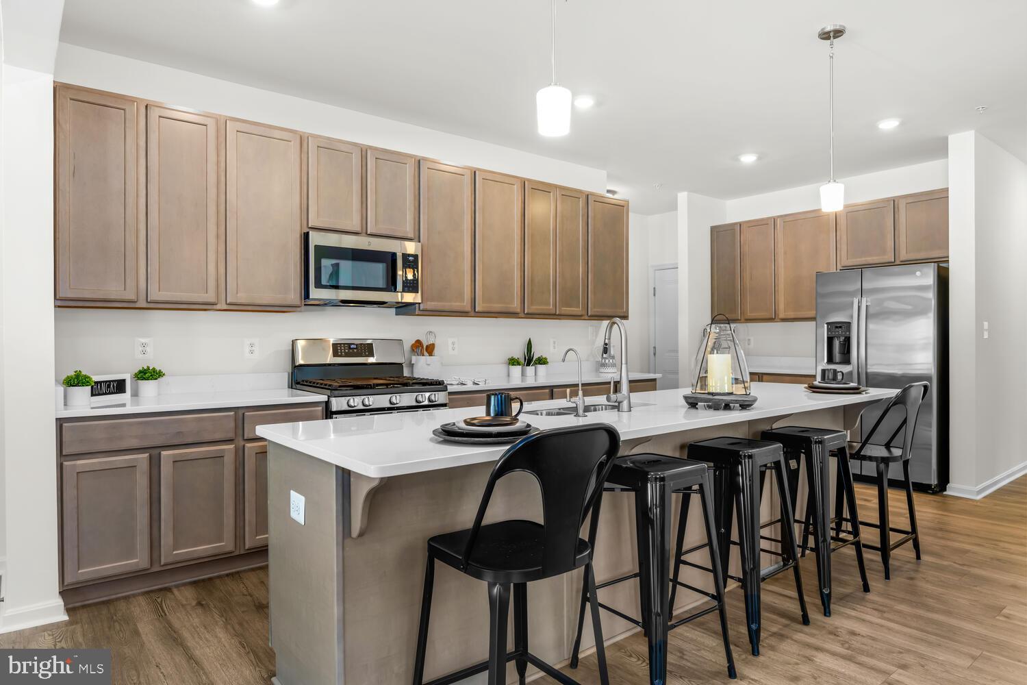 5654 TRAFALGAR CIRCLE