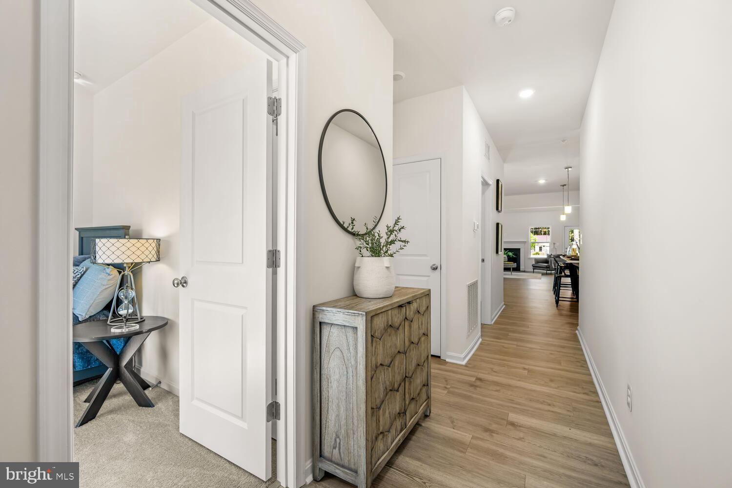 5654 TRAFALGAR CIRCLE