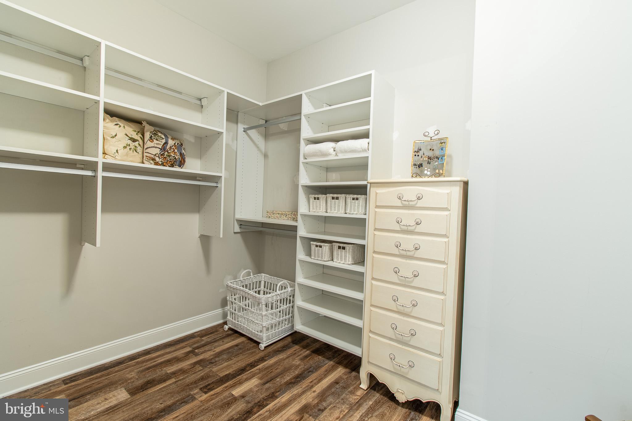 24912 BACK CREEK DRIVE