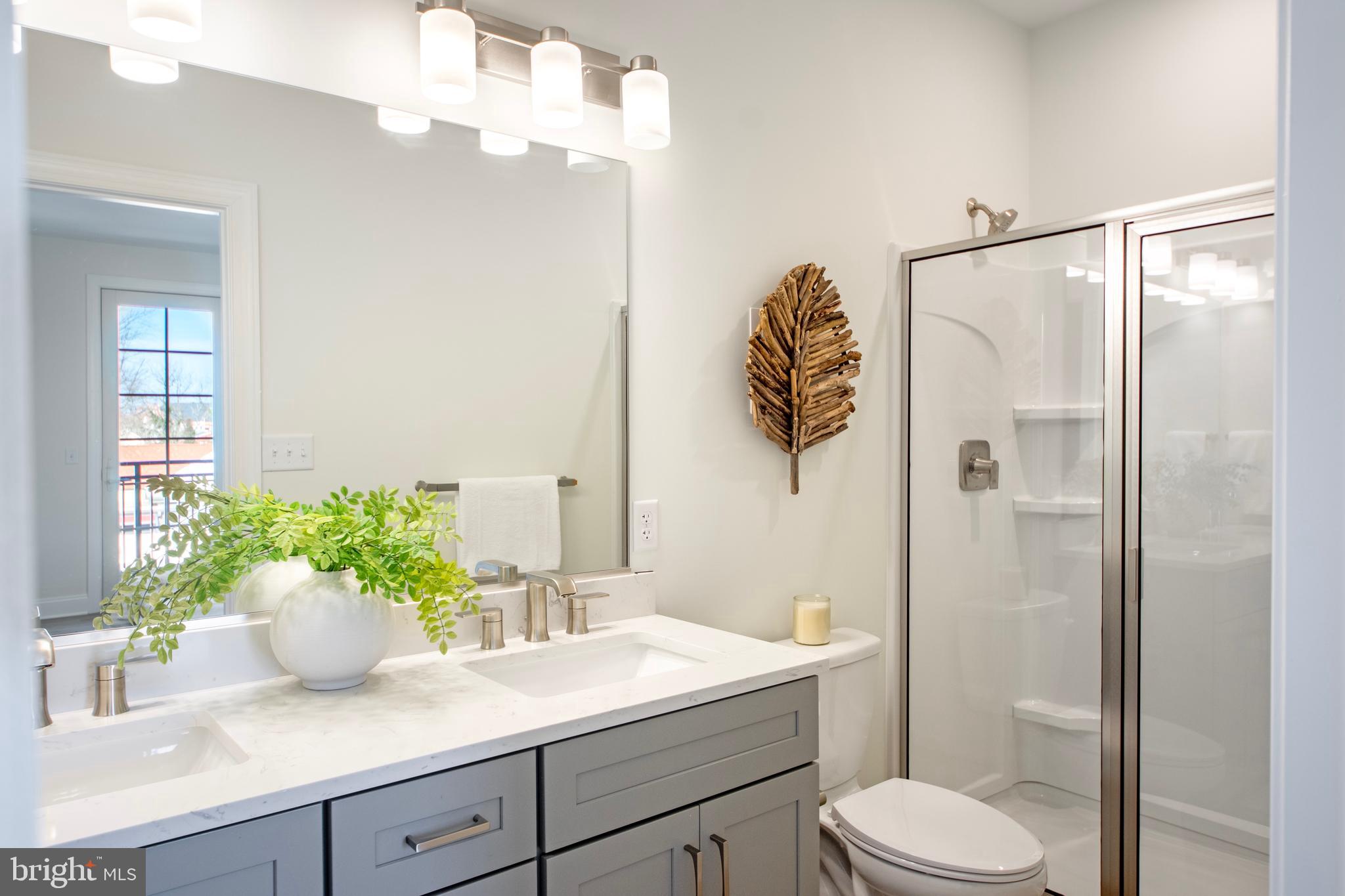 123 S WASHINGTON ST 203