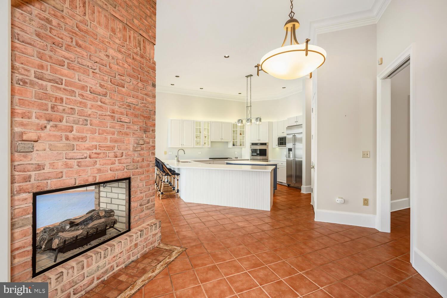 23961 LYNNEWOOD DRIVE