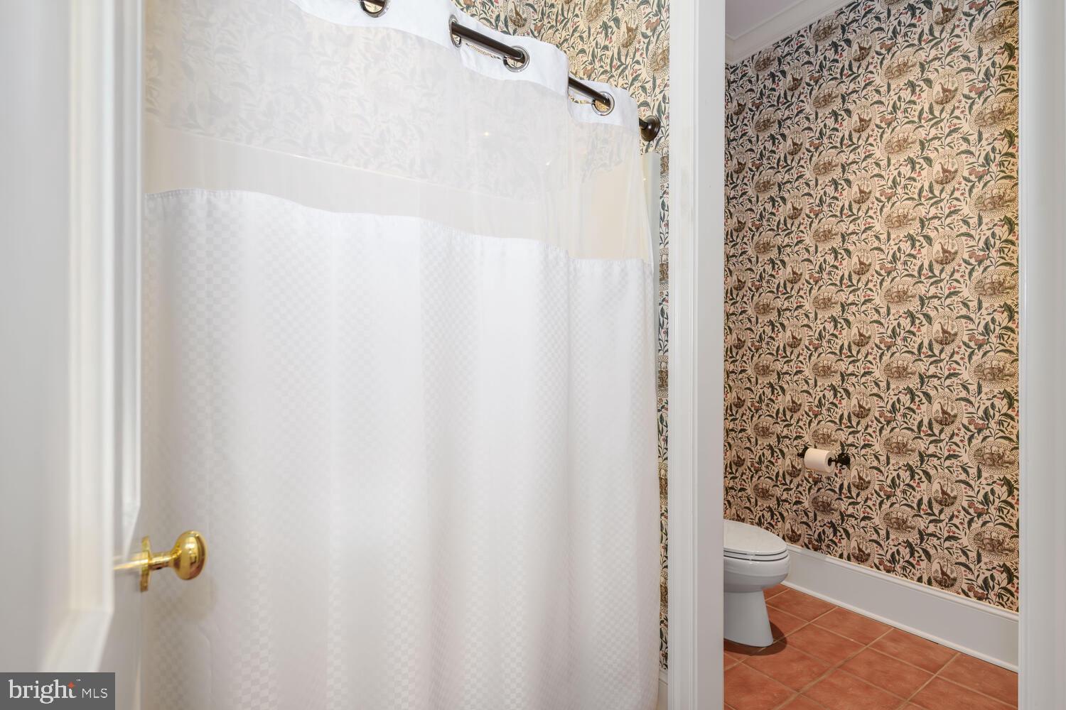 23961 LYNNEWOOD DRIVE