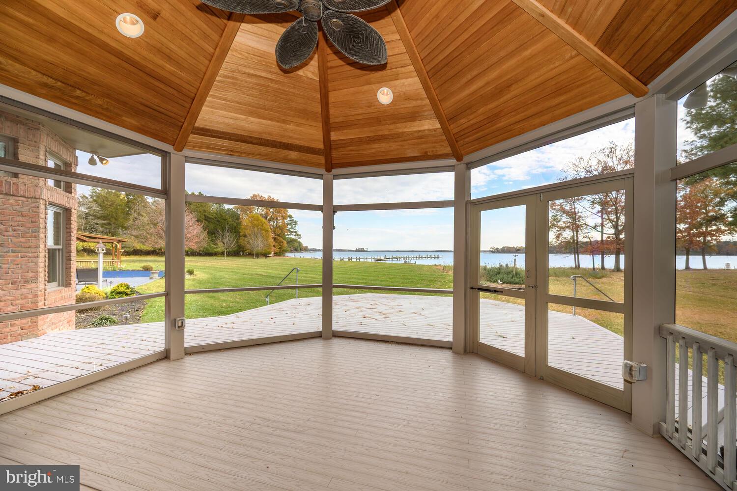 23961 LYNNEWOOD DRIVE