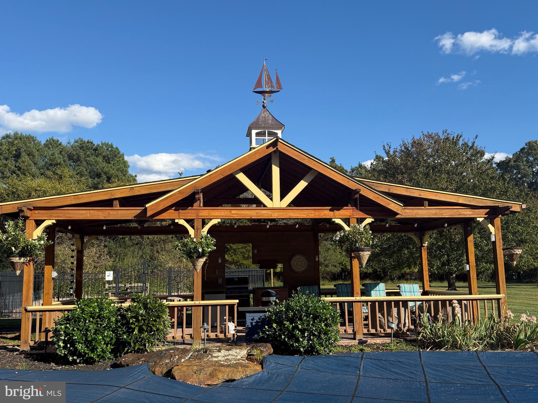 23961 LYNNEWOOD DRIVE