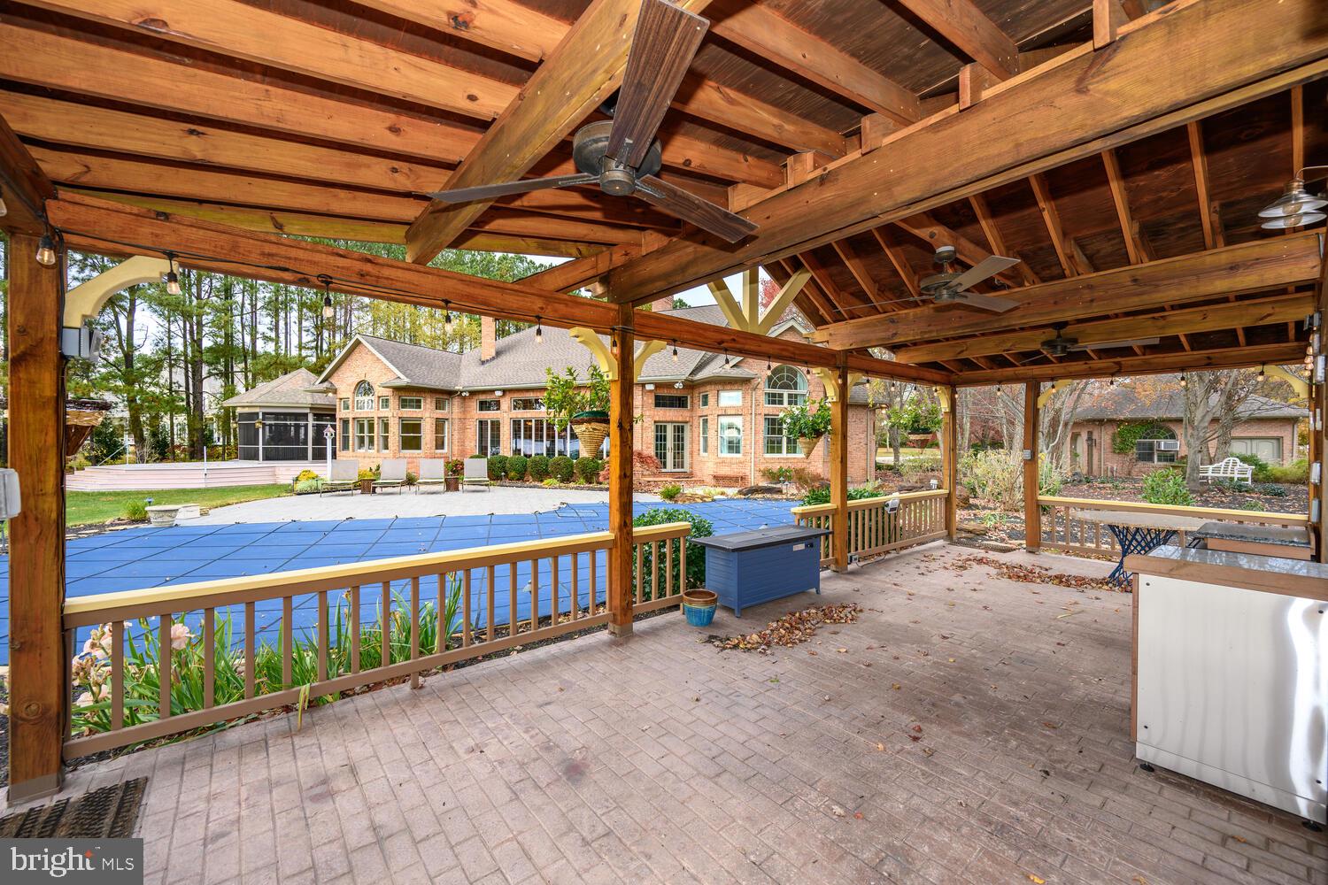 23961 LYNNEWOOD DRIVE