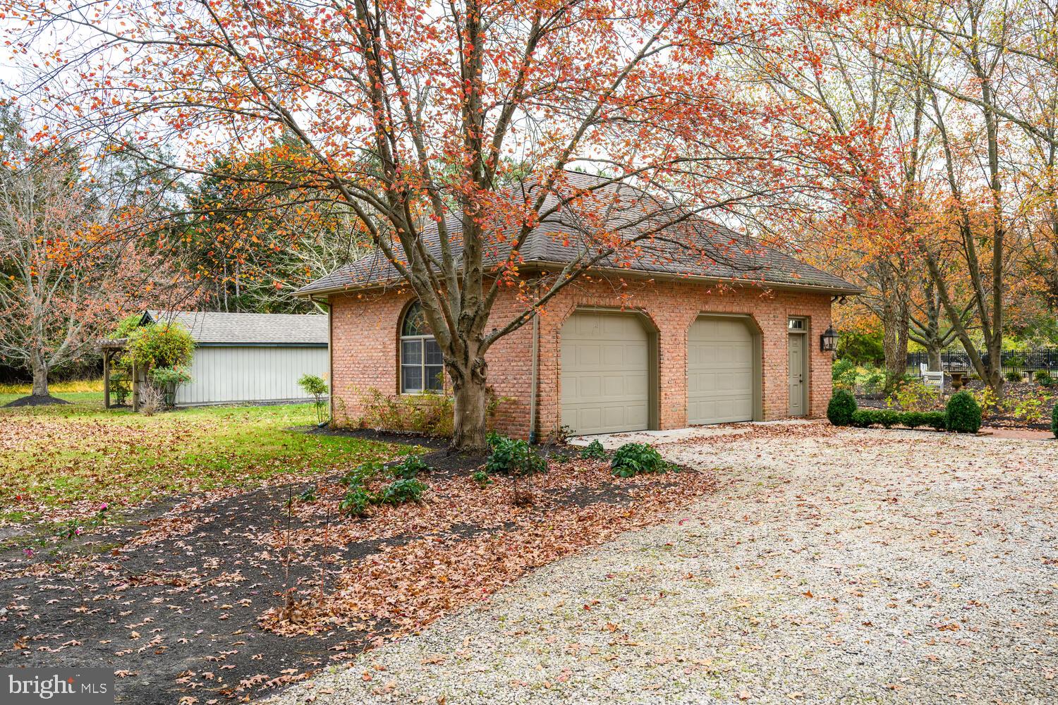 23961 LYNNEWOOD DRIVE