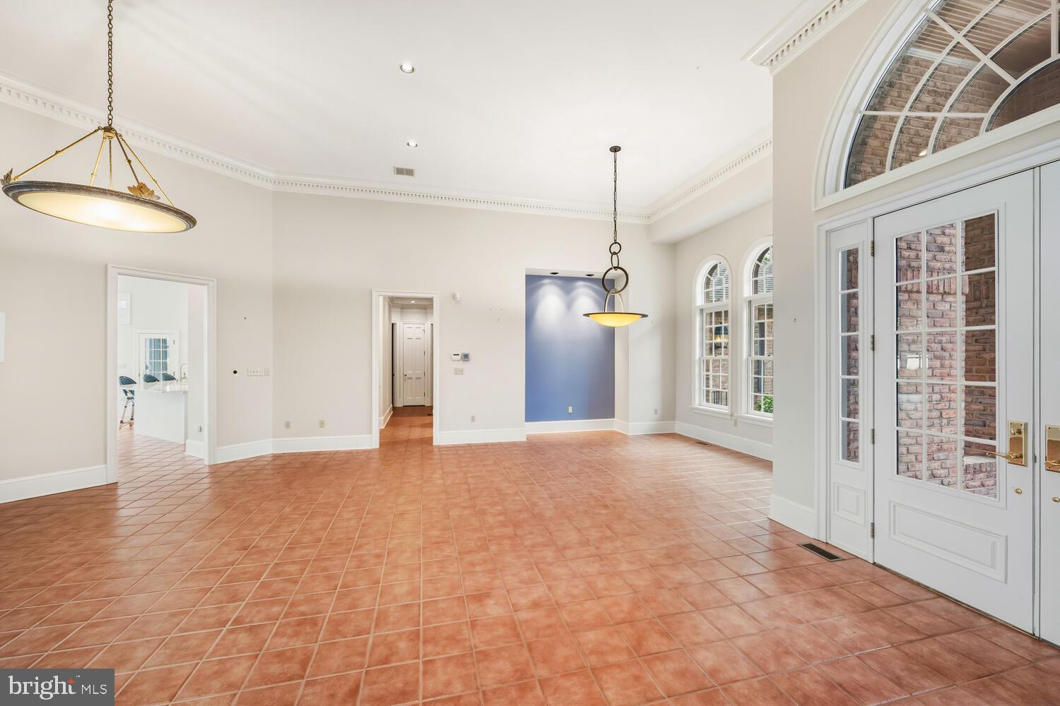 23961 LYNNEWOOD DRIVE