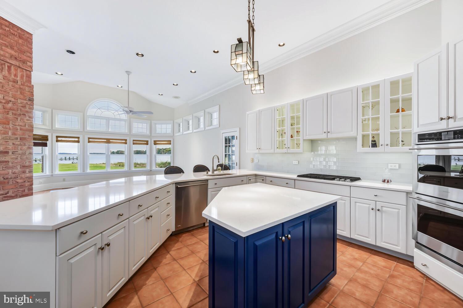 23961 LYNNEWOOD DRIVE