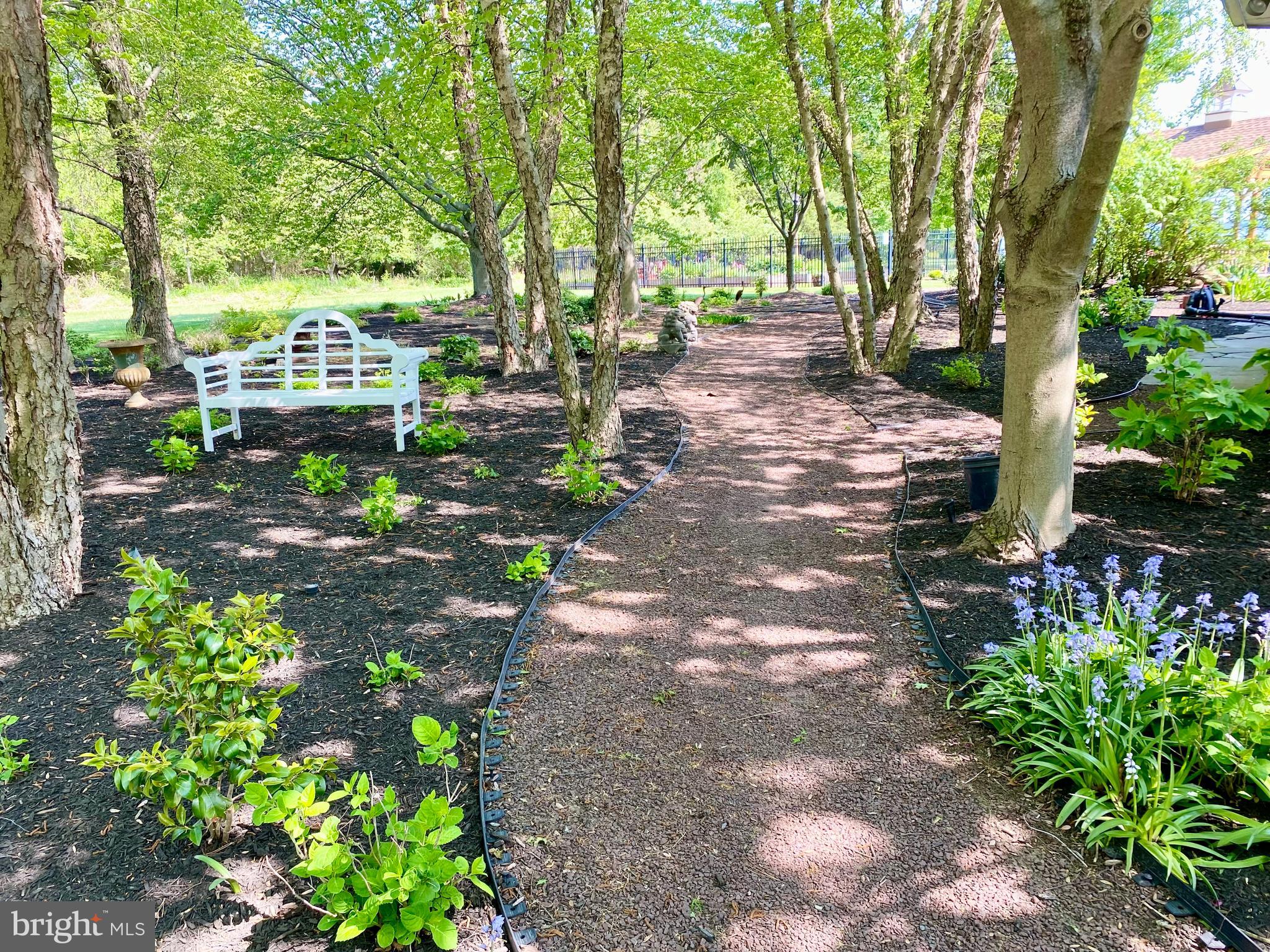 23961 LYNNEWOOD DRIVE