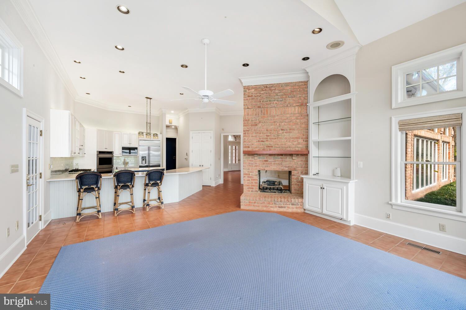 23961 LYNNEWOOD DRIVE