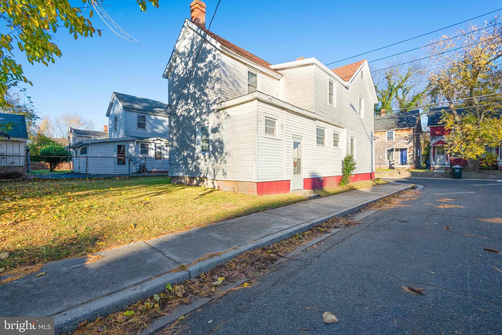 125 S HIGGINS STREET